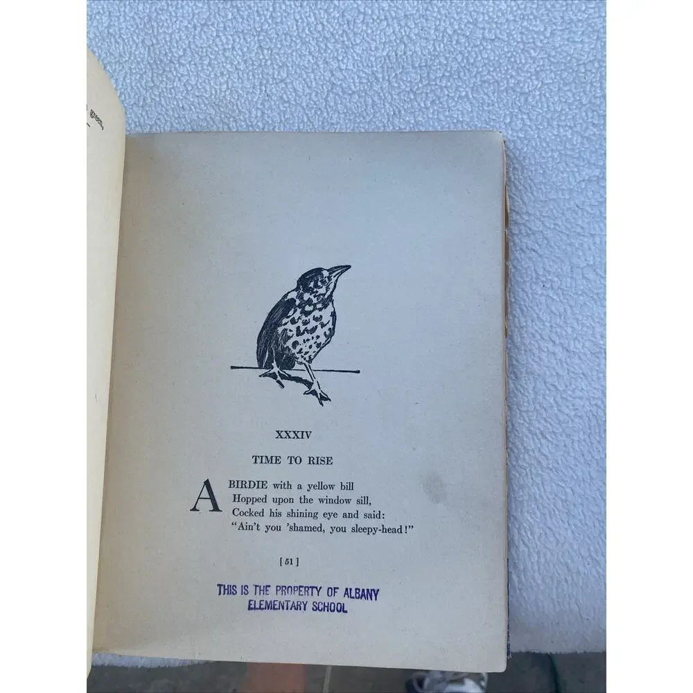 A Child's Garden of Verses. Robert Louis Smith Stevenson. Hard Cover. 1905/1946